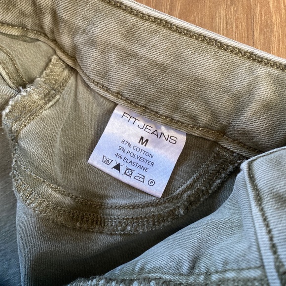 Fitjeans Pastel Flared - Khaki - Picture 8 of 9